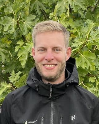 Mikkel, indehaver af Hækken.dk
